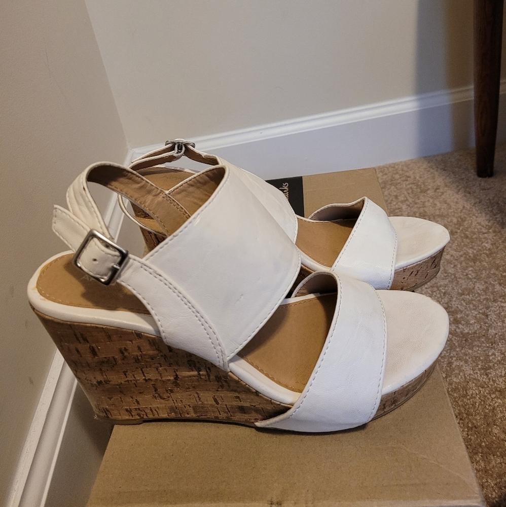 White Size 8.5 Wedges